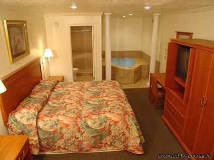 Howard Johnson Florence/ Cincinnati Area Chambre photo