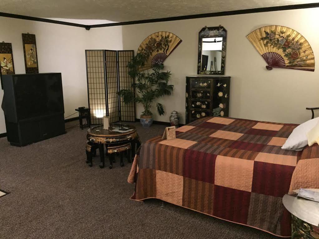 Howard Johnson Florence/ Cincinnati Area Extérieur photo