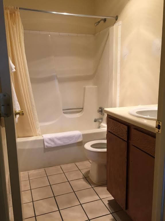 Howard Johnson Florence/ Cincinnati Area Extérieur photo